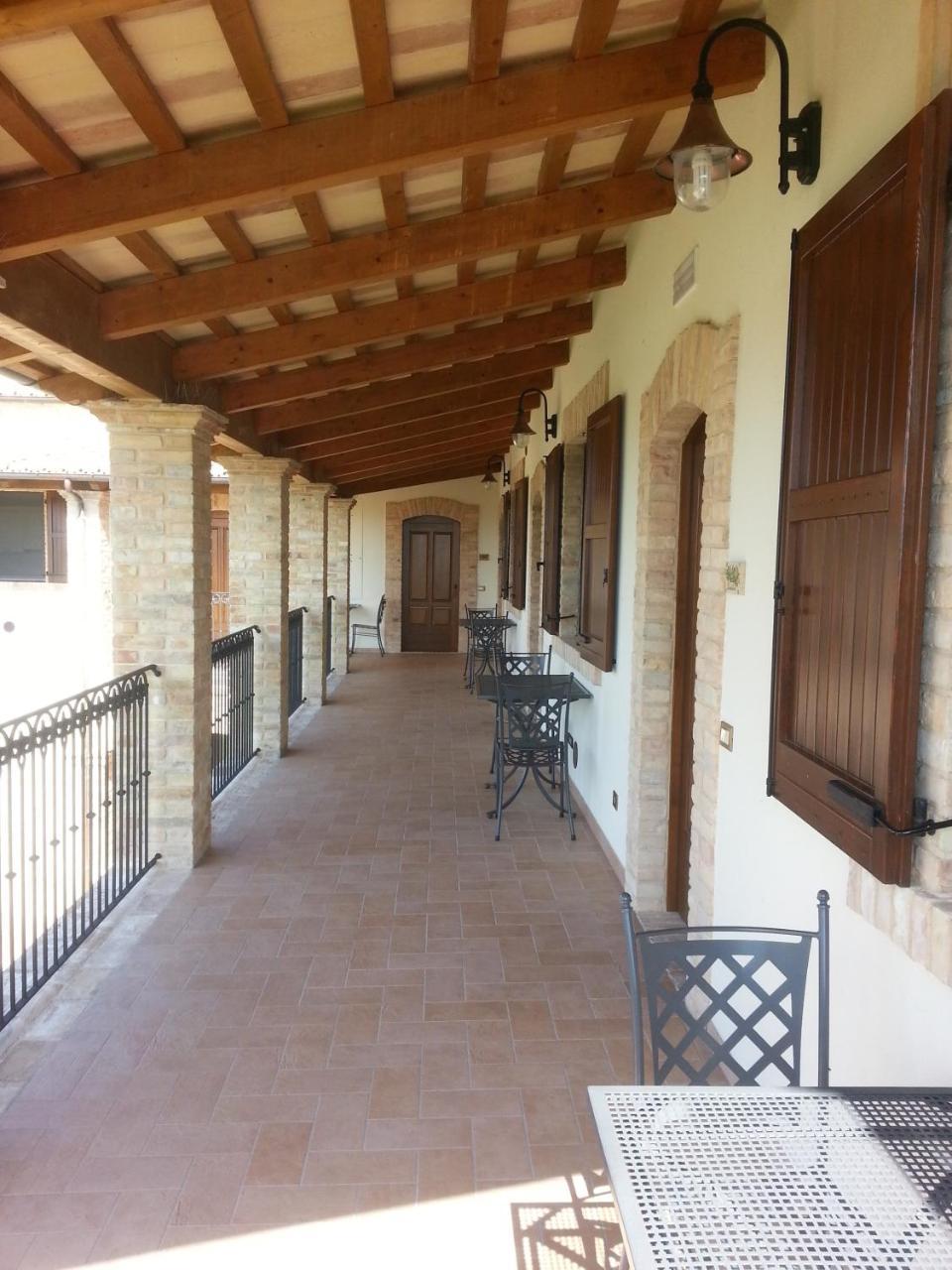 Mosciano SantʼAngelo Residence Colle Veroni מראה חיצוני תמונה