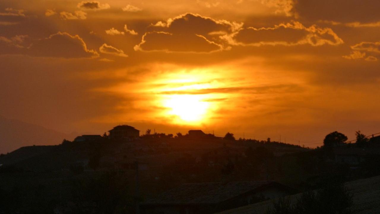 Mosciano SantʼAngelo Residence Colle Veroni מראה חיצוני תמונה