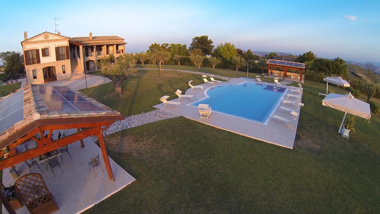 Mosciano SantʼAngelo Residence Colle Veroni מראה חיצוני תמונה